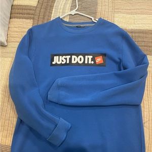 Nike men’s sweatshirt